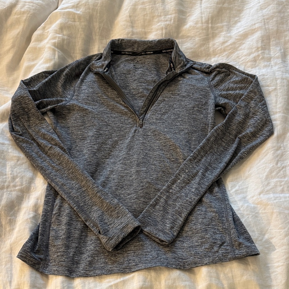 Nike Women's Small Gray Dri-Fit Quarter Zip